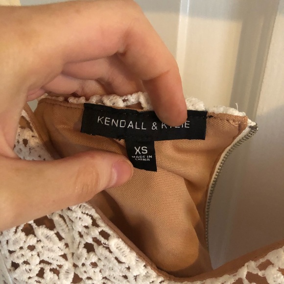 Kendall & Kylie Crop Top - Picture 4 of 4